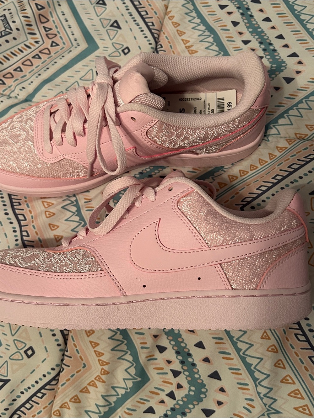 Light pink lace Nike sneakers - Picture 2 of 6